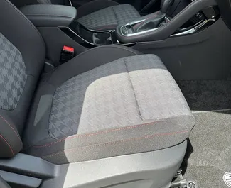 Verhuur MG ZS. Economy, Comfort, Crossover Auto te huur in de VAE ✓ Borg van Zonder Borg ✓ Verzekeringsmogelijkheden TPL, SCDW, Passagiers, Diefstal, Geen storting.