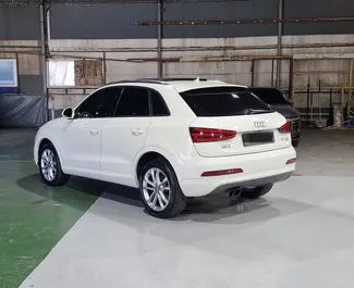 Audi Q3 2016 beschikbaar voor verhuur in Durrës, met een kilometerlimiet van onbeperkt.