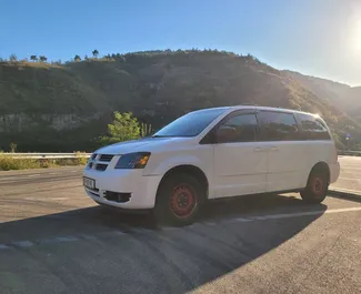 Autohuur Dodge Grand Caravan 2008 in in Georgië, met Benzine brandstof en 175 pk ➤ Vanaf 170 GEL per dag.