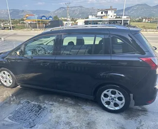 Autohuur Ford C-Max Grand 2013 in in Albanië, met Benzine brandstof en  pk ➤ Vanaf 30 EUR per dag.