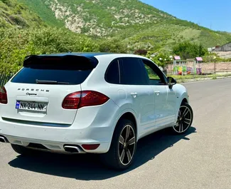 Autohuur Porsche Cayenne Turbo #11005 Automatisch in Tbilisi, uitgerust met 3,0L motor ➤ Van Romeins in Georgië.