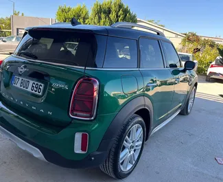 Autohuur Mini Countryman Cooper 2023 in in Turkije, met Benzine brandstof en 136 pk ➤ Vanaf 60 USD per dag.