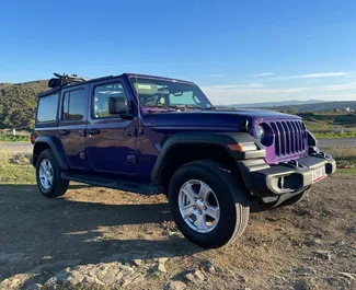 Autohuur Jeep Wrangler 2023 in in Georgië, met Benzine brandstof en 275 pk ➤ Vanaf 240 GEL per dag.