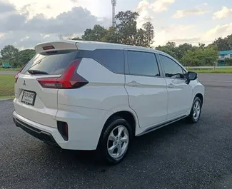 Verhuur Mitsubishi Xpander. Comfort, Minivan Auto te huur in Thailand ✓ Borg van Borg van 15000 THB ✓ Verzekeringsmogelijkheden TPL, CDW, SCDW, Jonge.