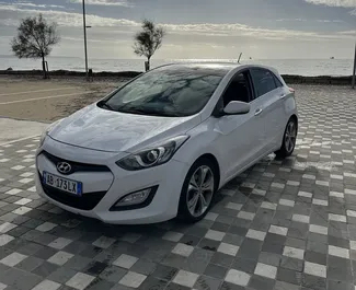 Verhuur Hyundai i30. Economy, Comfort Auto te huur in Albanië ✓ Borg van Zonder Borg ✓ Verzekeringsmogelijkheden TPL, CDW, FDW, Diefstal, Buitenland, Jonge.