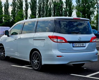 Nissan Quest 2016 beschikbaar voor verhuur in Tbilisi, met een kilometerlimiet van onbeperkt.