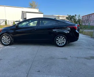 Autohuur Hyundai Elantra 2015 in in Georgië, met Benzine brandstof en 120 pk ➤ Vanaf 96 GEL per dag.