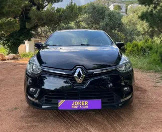 Renault Clio 4 2017 beschikbaar voor verhuur in Budva, met een kilometerlimiet van 200 km/dag.