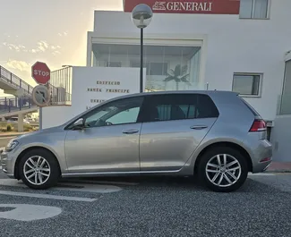 Autohuur Volkswagen Golf 7 2019 in in Spanje, met Diesel brandstof en 150 pk ➤ Vanaf 50 EUR per dag.