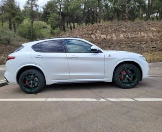 Verhuur Alfa Romeo Stelvio Quadrifoglio. Comfort, SUV, Crossover Auto te huur in Georgië ✓ Borg van Borg van 800 GEL ✓ Verzekeringsmogelijkheden TPL, CDW.