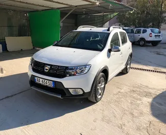 Autohuur Dacia Sandero Stepway 2017 in in Albanië, met Diesel brandstof en  pk ➤ Vanaf 17 EUR per dag.