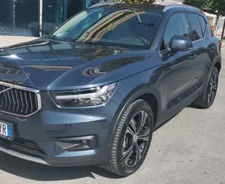 Verhuur Volvo XC40. Comfort, SUV, Crossover Auto te huur in Albanië ✓ Borg van Borg van 1000 EUR ✓ Verzekeringsmogelijkheden TPL, CDW, Buitenland.