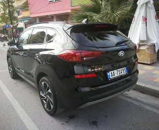 Verhuur Hyundai Tucson. Economy, Comfort, SUV, Crossover Auto te huur in Albanië ✓ Borg van Borg van 300 EUR ✓ Verzekeringsmogelijkheden TPL, CDW, Buitenland.