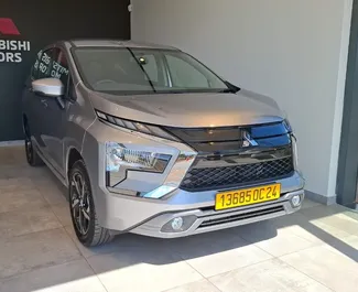 Vooraanzicht van een huurauto Mitsubishi Xpander in Mauritius, Mauritius ✓ Auto #11485. ✓ Transmissie Automatisch TM ✓ 0 beoordelingen.