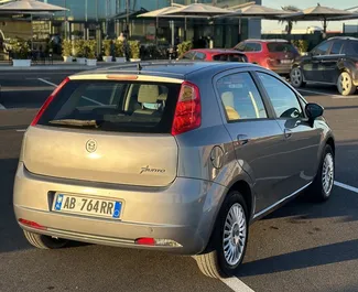 Autohuur Fiat Punto 2009 in in Albanië, met Diesel brandstof en 110 pk ➤ Vanaf 19 EUR per dag.