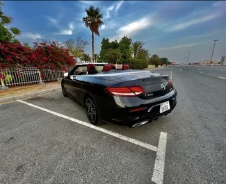 Autohuur Mercedes-Benz C300 Cabrio #11547 Automatisch op de internationale luchthaven van Dubai, uitgerust met L motor ➤ Van Feruzkhon in de VAE.