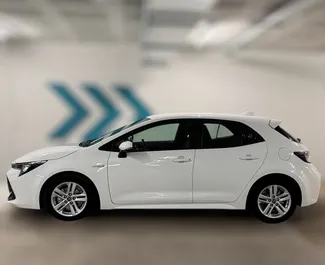 Autohuur Toyota Corolla 2019 in in Spanje, met Hybride brandstof en 120 pk ➤ Vanaf 50 EUR per dag.