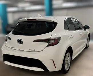 Autohuur Toyota Corolla 2019 in in Spanje, met Hybride brandstof en 120 pk ➤ Vanaf 50 EUR per dag.