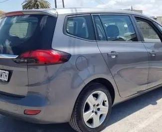 Autohuur Opel Zafira #11580 Handmatig in Palma de Mallorca, uitgerust met 1,7L motor ➤ Van David in Spanje.
