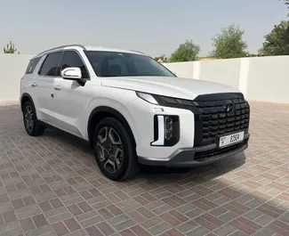 Vooraanzicht van een huurauto Hyundai Palisade in Dubai, Verenigde Arabische Emiraten ✓ Auto #11622. ✓ Transmissie Automatisch TM ✓ 0 beoordelingen.