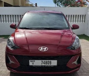 Autohuur Hyundai i10 2024 in in de VAE, met Benzine brandstof en 74 pk ➤ Vanaf 120 AED per dag.