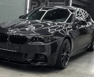 BMW 528i 2016 beschikbaar voor verhuur in Tbilisi, met een kilometerlimiet van 150 km/dag.