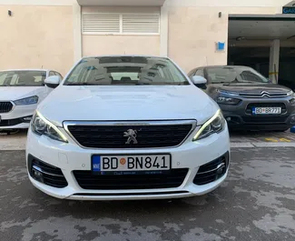 Diesel motor van 1,5L van Peugeot 308 2020 te huur in Budva.