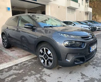 Citroen C4 Cactus 2020 beschikbaar voor verhuur in Budva, met een kilometerlimiet van onbeperkt.