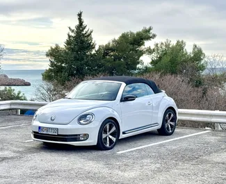 Autohuur Volkswagen Beetle Cabrio 2019 in in Montenegro, met Benzine brandstof en 160 pk ➤ Vanaf 49 EUR per dag.