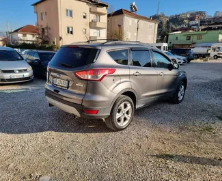 Benzine motor van 1,6L van Ford Kuga 2013 te huur in Tirana.