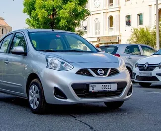 Verhuur Nissan Micra. Economy Auto te huur in de VAE ✓ Borg van Borg van 1500 AED ✓ Verzekeringsmogelijkheden TPL, SCDW.