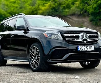 Vooraanzicht van een huurauto Mercedes-Benz GLS-Class in Tbilisi, Georgië ✓ Auto #11740. ✓ Transmissie Automatisch TM ✓ 0 beoordelingen.