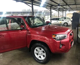 Autohuur Toyota 4 Runner 2020 in in Georgië, met Benzine brandstof en  pk ➤ Vanaf 198 GEL per dag.