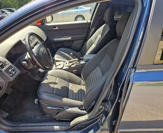 Volvo S40 2012 met Vooraandrijving systeem, beschikbaar in Durrës.