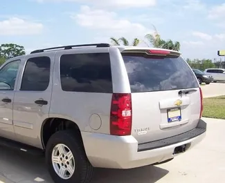 Autohuur Chevrolet Suburban 2011 in in Georgië, met Benzine brandstof en  pk ➤ Vanaf 198 GEL per dag.