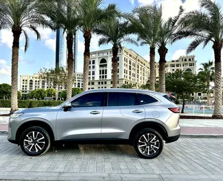 Haval H6 2024 beschikbaar voor verhuur in Dubai, met een kilometerlimiet van 250 km/dag.