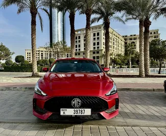 Vooraanzicht van een huurauto MG 5/GT in Dubai, Verenigde Arabische Emiraten ✓ Auto #11416. ✓ Transmissie Automatisch TM ✓ 0 beoordelingen.