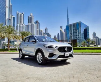 Autohuur MG ZS 2023 in in de VAE, met Benzine brandstof en 106 pk ➤ Vanaf 79 AED per dag.
