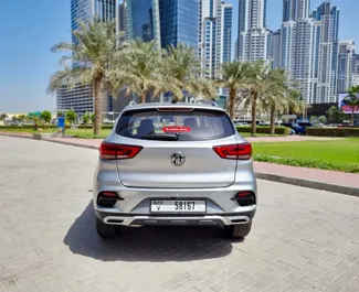 MG ZS 2023 beschikbaar voor verhuur in Dubai, met een kilometerlimiet van 250 km/dag.