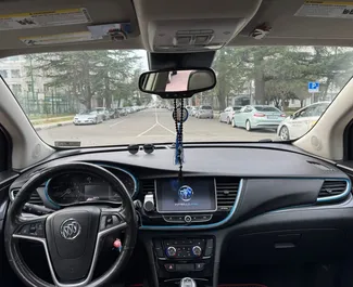 Buick Encore 2019 met Aandrijving op alle wielen systeem, beschikbaar in Koetaisi.