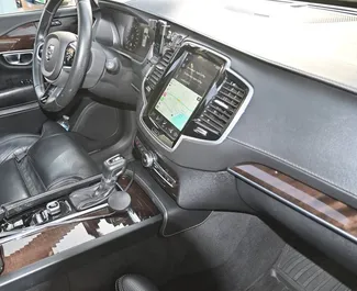 Verhuur Volvo XC90. Comfort, Premium, Crossover Auto te huur in Spanje ✓ Borg van Borg van 2000 EUR ✓ Verzekeringsmogelijkheden TPL.