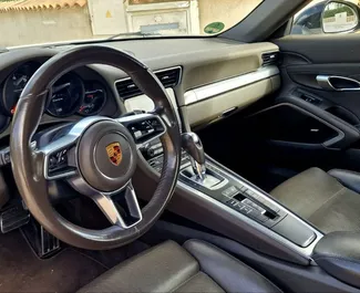 Verhuur Porsche 911 Carrera S Cabrio. Premium, Luxe, Cabriolet Auto te huur in Spanje ✓ Borg van Borg van 2000 EUR ✓ Verzekeringsmogelijkheden TPL.