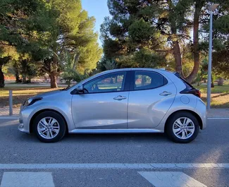 Autohuur Toyota Yaris #11743 Automatisch in Alicante, uitgerust met 1,2L motor ➤ Van Jevheniia in Spanje.