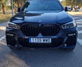 Vooraanzicht van een huurauto BMW X6 in Alicante, Spanje ✓ Auto #11744. ✓ Transmissie Automatisch TM ✓ 0 beoordelingen.