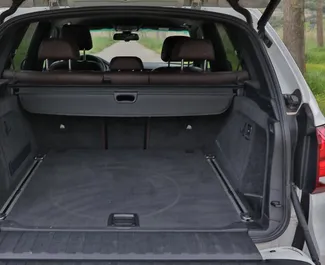 BMW X5 2016 met Aandrijving achteraan systeem, beschikbaar in Becici.