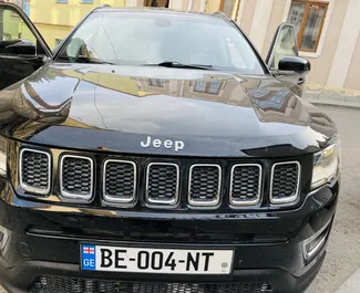 Verhuur Jeep Compass. Comfort, Crossover Auto te huur in Georgië ✓ Borg van Borg van 280 GEL ✓ Verzekeringsmogelijkheden TPL, CDW, SCDW, Passagiers, Diefstal, Jonge, Geen storting.