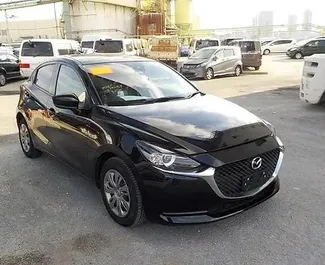 Vooraanzicht van een huurauto Mazda Demio in Limassol, Cyprus ✓ Auto #6675. ✓ Transmissie Automatisch TM ✓ 1 beoordelingen.