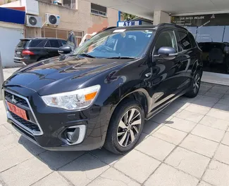 Vooraanzicht van een huurauto Mitsubishi ASX in Limassol, Cyprus ✓ Auto #6680. ✓ Transmissie Automatisch TM ✓ 0 beoordelingen.