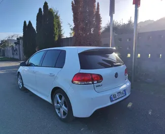 Diesel motor van 1,6L van Volkswagen Golf 6 2013 te huur in Tirana.