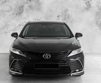 Verhuur Toyota Camry. Comfort, Premium Auto te huur in Azerbeidzjan ✓ Borg van Borg van 300 AZN ✓ Verzekeringsmogelijkheden TPL, CDW, SCDW, FDW, Passagiers, Diefstal, Jonge, Geen storting.